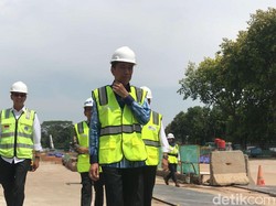 Jokowi Tinjau Proyek MRT Fase 2A di Monas: Lebih dari Target