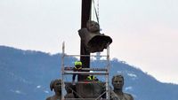 Monumen Tentara Uni Soviet di Bulgaria Dibongkar