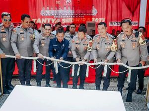 Hore! Warga Karawang Dapat Bantuan Sumur Bor dari Polisi Hore! Warga Karawang Dapat Bantuan Sumur Bor dari Polisi