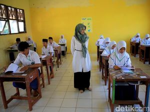 Kemenag Gelar Anugerah Guru & Tendik Madrasah 2024, Ini Syarat Daftarnya!