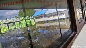 Kehadiran Internet Mudahkan Pelajar-Guru di MTs Negeri 3 Banjar