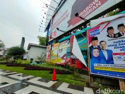 Satpol PP Surabaya Sebut Masih Ada APK yang Dipasang Semrawut