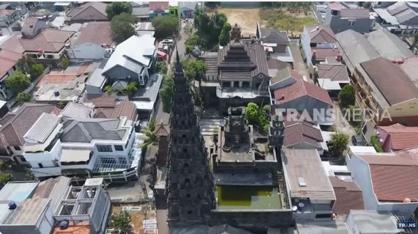 9 Foto Rumah Ki Joko Bodo, Unik Berbentuk Candi dengan Relief Kisah Hidupnya