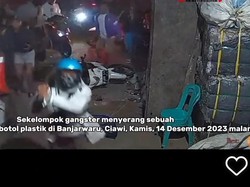 Viral Gerombolan Bersajam Serang Gudang di Bogor, Polisi Telusuri
