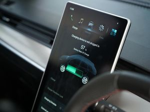 Baru 1,5 Tahun Dipakai, Baterai Mobil Listrik Neta Drop