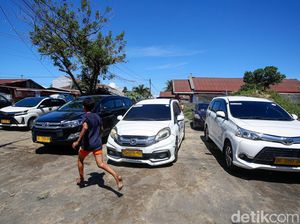 Unik, Innova hingga Mobilio Jadi Angkot di Tobelo