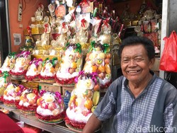 Kisah Pak Yoyo Setia Jualan Parsel di Barito di Tengah Ramai Toko Online