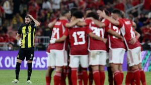 Karim Benzema Gigit Jari, Al Ittihad Didepak Al Ahly