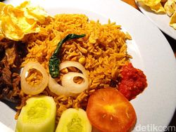 Ajib! Ada Nasi Kebuli dan Biryani khas Timur Tengah di Kota Tua