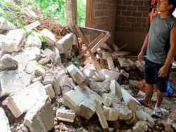 Pasca Gempa, Longsor Landa Limapuluh Kota-1 Rumah Rusak