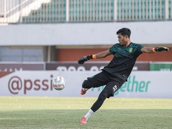 Hadapi Persikabo 1973, Andhika Ramadhani Menaruh Respek Besar ke Aji Santoso