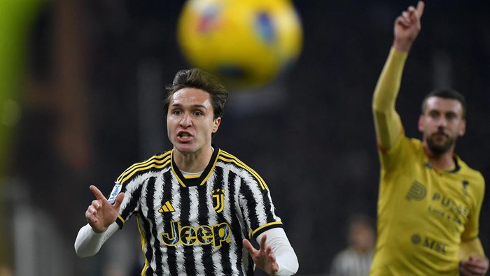 Soccer Football - Serie A - Genoa v Juventus - Stadio Comunale Luigi Ferraris, Genoa, Italy - December 15, 2023  Juventus Federico Chiesa reacts REUTERS/Massimo Pinca
