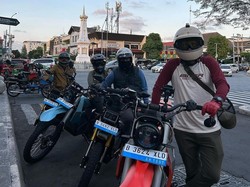 Tanggapan PLN Usai Dituding Larang Pengendara Motor Listrik Isi Daya