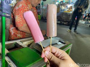Seru! Puas Kulineran Bakso hingga Es Potong di Kota Tua