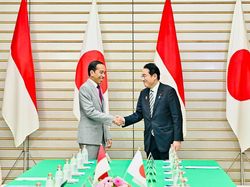 Di Depan PM Jepang, Jokowi Bahas Pembangunan MRT Balaraja-Cikarang