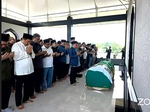 Kepala LAN Prof Adi Suryanto Dimakamkan Hari Ini, MenPAN-RB Hadir Kepala LAN Prof Adi Suryanto Dimakamkan Hari Ini, MenPAN-RB Hadir