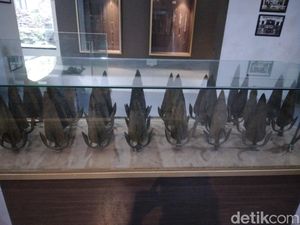 Deretan Senjata Perang Prajurit Keraton Cirebon yang Beracun Deretan Senjata Perang Prajurit Keraton Cirebon yang Beracun