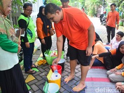 Serunya Anak Berkebutuhan Khusus di Sidoarjo Belajar Pilah dan Olah Sampah