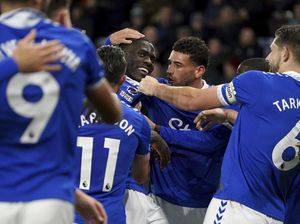 Hukuman Everton Dipangkas Jadi 6 Poin