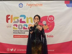 Kenalan dengan Britney, Juara FLS2N yang Punya Sederet Prestasi Bernyanyi