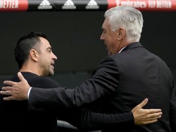 Xavi dalam Tekanan, Didukung Ancelotti