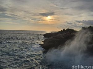 Devils Tears Lembongan, Water Blow Menjulang hingga Sunset Terbaik Devils Tears Lembongan, Water Blow Menjulang hingga Sunset Terbaik