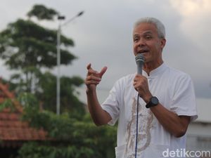 Ganjar Respons Zulhas soal Bansos Dilanjutkan Jika Pilih Prabowo-Gibran Ganjar Respons Zulhas soal Bansos Dilanjutkan Jika Pilih Prabowo-Gibran