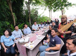 Dialog dengan Ragam Komunitas di Balikpapan, Gibran Cerita Kemajuan Solo