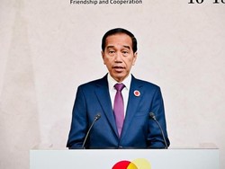 Pimpin KTT Perayaan 50 Tahun ASEAN-Jepang, Jokowi Bahas Ketahanan Pangan & Energi
