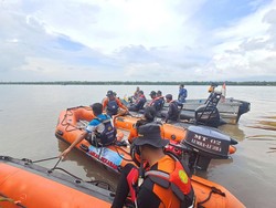 Acit yang Lompat dari Jembatan ke Habitat Buaya Ditemukan Tewas