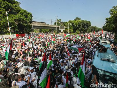 Potret Massa Bela Palestina Geruduk Kedubes AS