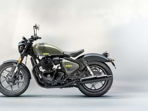 Wujud Royal Enfield Shotgun 650, Estimasi Harga Mulai Rp 56 Juta Wujud Royal Enfield Shotgun 650, Estimasi Harga Mulai Rp 56 Juta