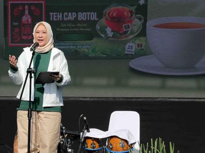 Senam dan Jalan Sehat Emak-emak Jaksel