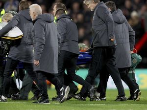 Serangan Jantung yang Bikin Kapten Luton Town Ambruk di Lapangan