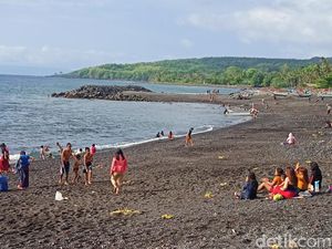 Pantai Jasri, Favorit Masyarakat untuk Rayakan Banyu Pinaruh Pantai Jasri, Favorit Masyarakat untuk Rayakan Banyu Pinaruh