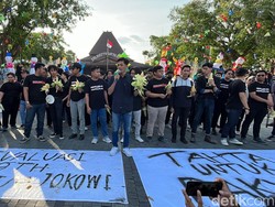 5 Fakta Aksi Mahasiswa Bawa Jagung di Balkot Solo, Ingin Ajak Debat Gibran