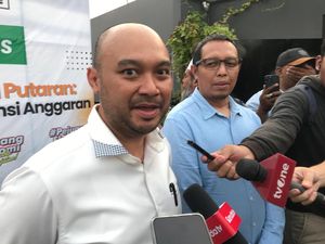 Eks Jubir Timses Anies: Apa Layak Track Record Geisz Chalifah BUMD DKI? Eks Jubir Timses Anies: Apa Layak Track Record Geisz Chalifah BUMD DKI?