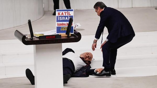 Detik-detik Pejabat Turki Meninggal Usai Pidato Kecam Israel