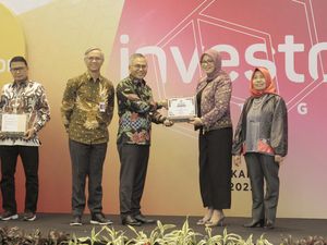 Dukung Pasar SBN, Bank Mandiri Raih 4 Penghargaan Kementerian Keuangan