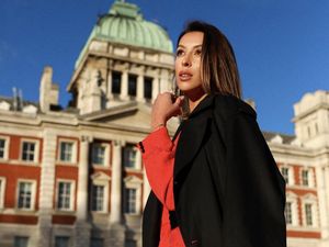 Tom Cruise dan Sosialita Rusia Makin Lengket, Disebut Resmi Pacaran Tom Cruise dan Sosialita Rusia Makin Lengket, Disebut Resmi Pacaran