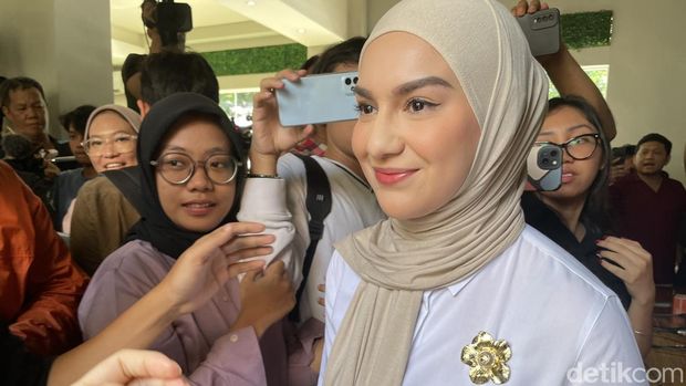 irish bella akhirnya muncul