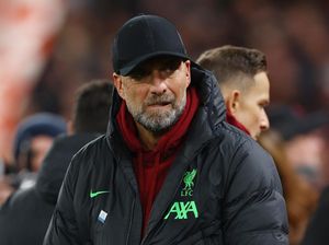 Klopp: MU Main Bertahan, Liverpool Jadi Kesulitan