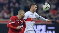 6. Edon Zhegrova (Lille) – 74 giringan bola sukses. Foto: REUTERS/PASCAL ROSSIGNOL