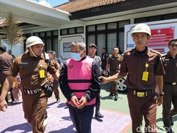 Kendalikan Brankas-Diduga Korupsi Rp 12,6 Miliar, Ketua LPD Bakas Ditahan!