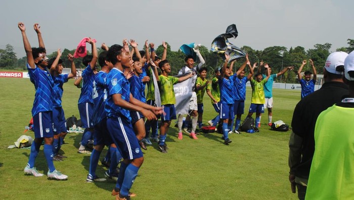 Nusantara Open 2023 telah mendapatkan empat tim yang tampil di semifinal. Ada Persija Jakarta vs Persib Bandung dan Bhayangkara FC vs Bali United.