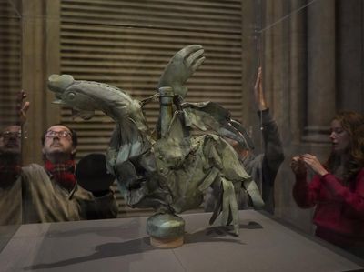 Patung Ayam Jago Ikonik Notre Dame Dipamerkan, Begini Wujudnya