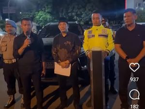 Caleg DPR Minta Maaf Kampanye di Tangerang Pakai Mobil Berpelat Dinas Polri Caleg DPR Minta Maaf Kampanye di Tangerang Pakai Mobil Berpelat Dinas Polri