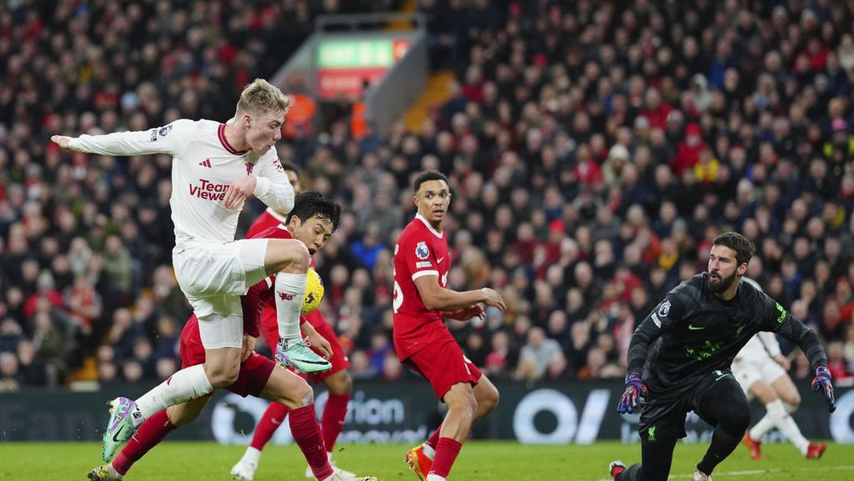 Manchester United pede masuki periode Natal-Tahun Baru. (Foto: AP/Jon Super)