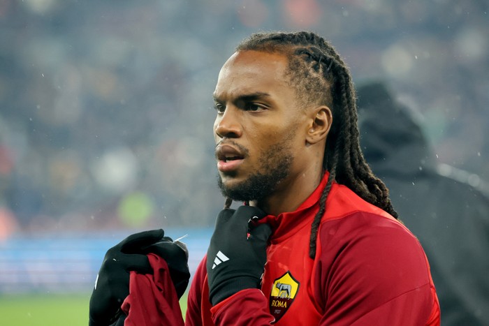 Renato Sanches Soccer Football - Europa League - Group G - Servette v AS Roma - Stade de Geneve, Geneva, Switzerland - November 30, 2023 AS Roma's Renato Sanches during the warm up before the match REUTERS/Denis Balibouse