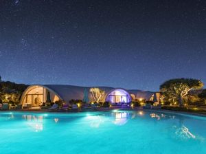 8 Potret Rumah Robert Downey Jr di Malibu yang Dibangun Pakai Balon